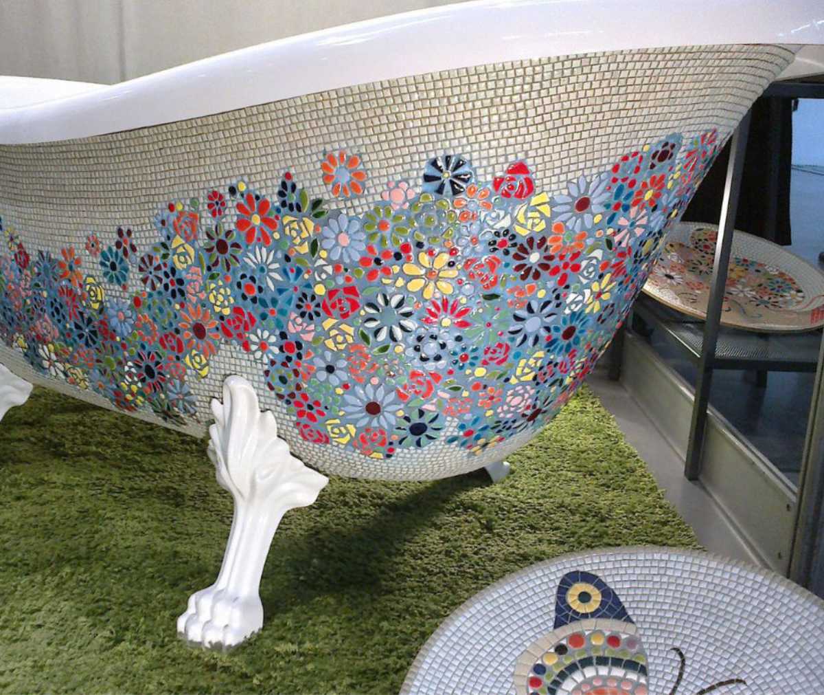 Divi-Image-Hover-Hero-Image-3-1